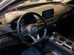 نيسان ألتيما